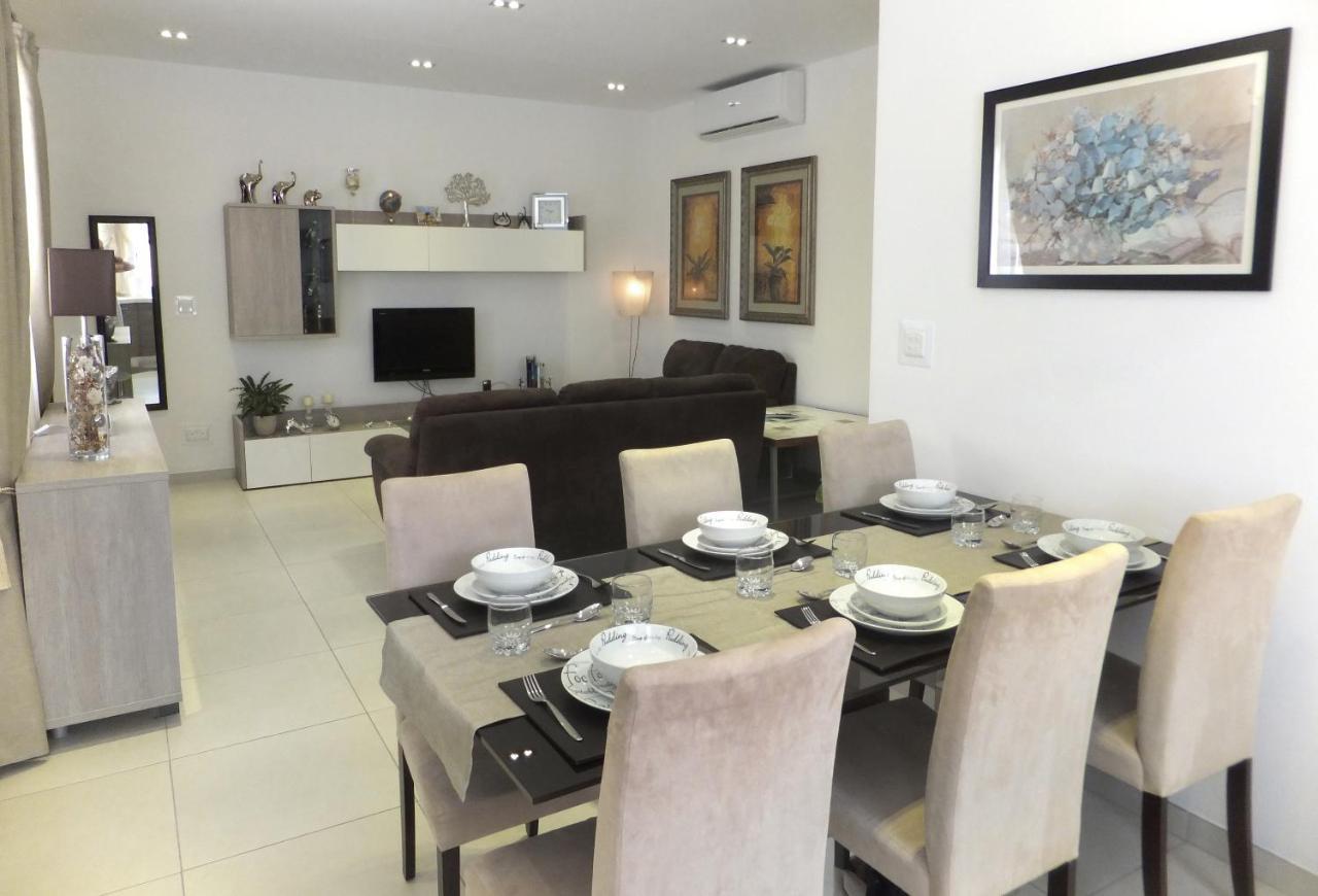 מוסטה Cozy Rooms - Great Bus Connections - Free Parking מראה חיצוני תמונה